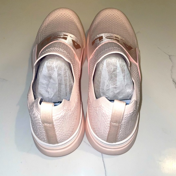 APL Techloom Bliss Sneaker - Picture 2 of 4